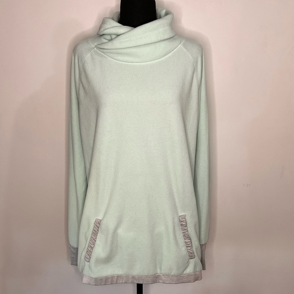 SOLD 5/26 Old Navy Pullover Cowl Neck Fleece - Picture 2 of 13